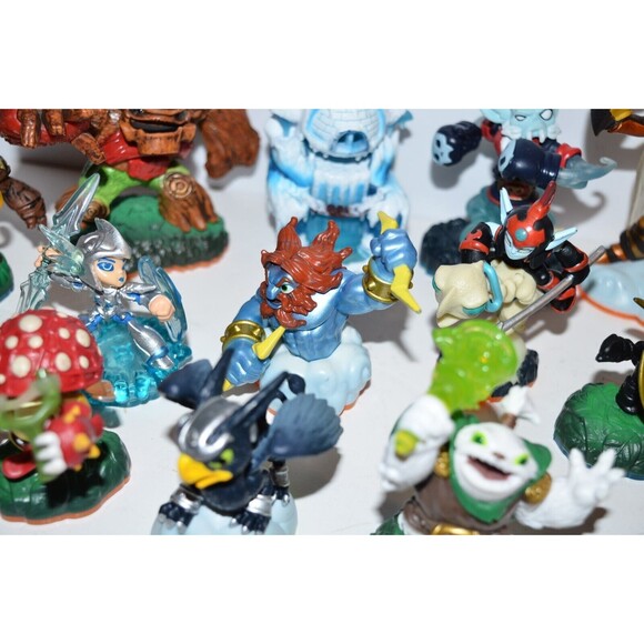 Skylanders Giants Spyro Adventure Mixed Lot figures - Picture 13 of 16